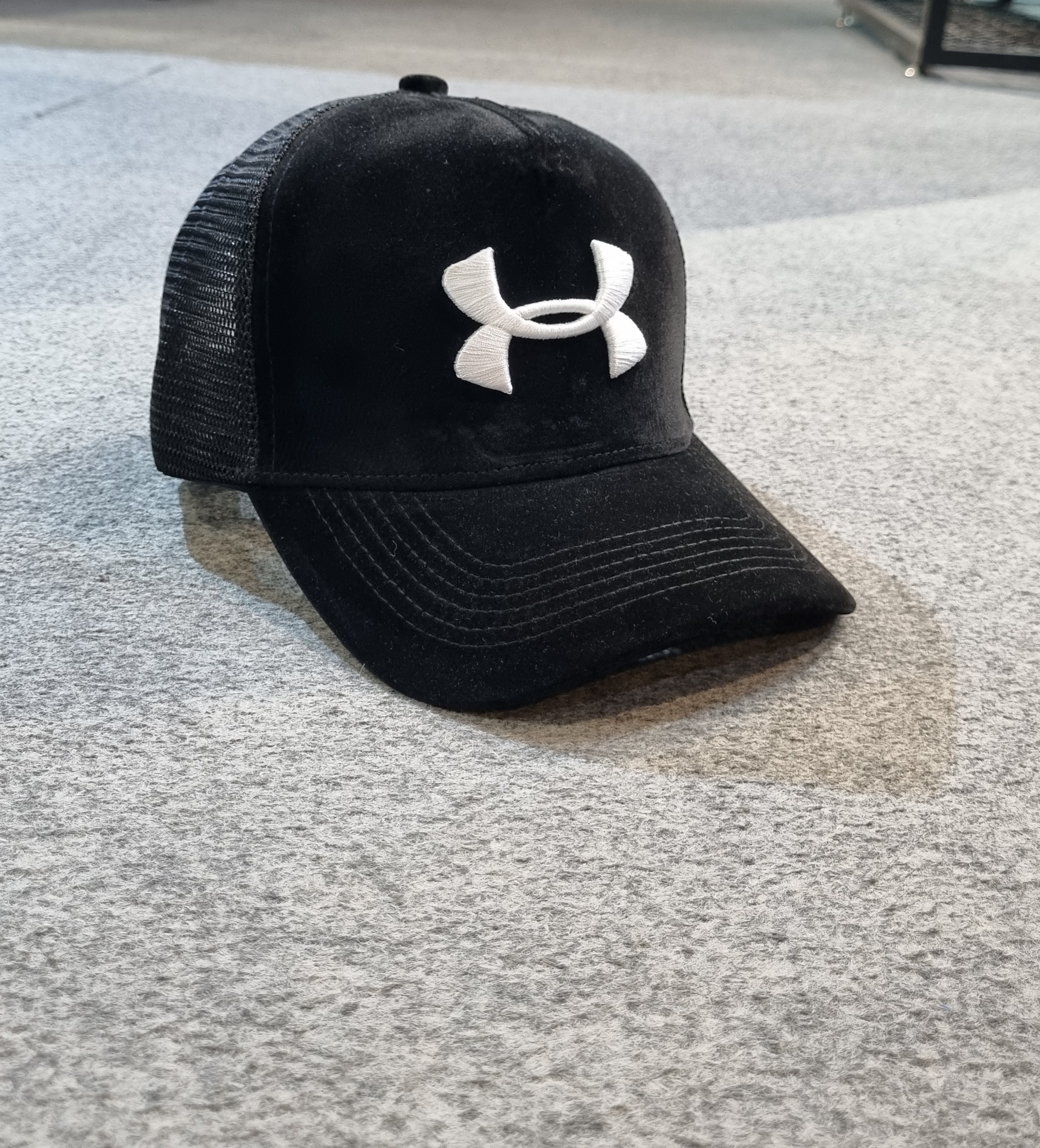 کلاه جاماییکا مدل under armour